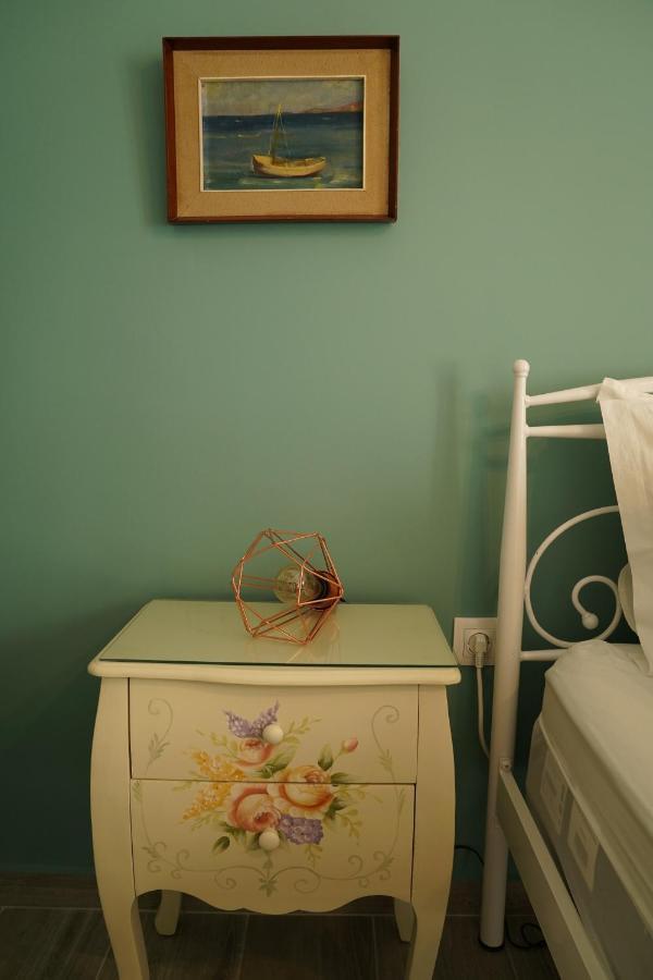 Athens Central Apartment 2 Mins To Metro المظهر الخارجي الصورة