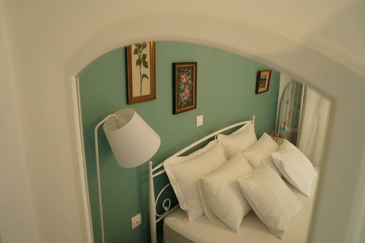 Athens Central Apartment 2 Mins To Metro المظهر الخارجي الصورة